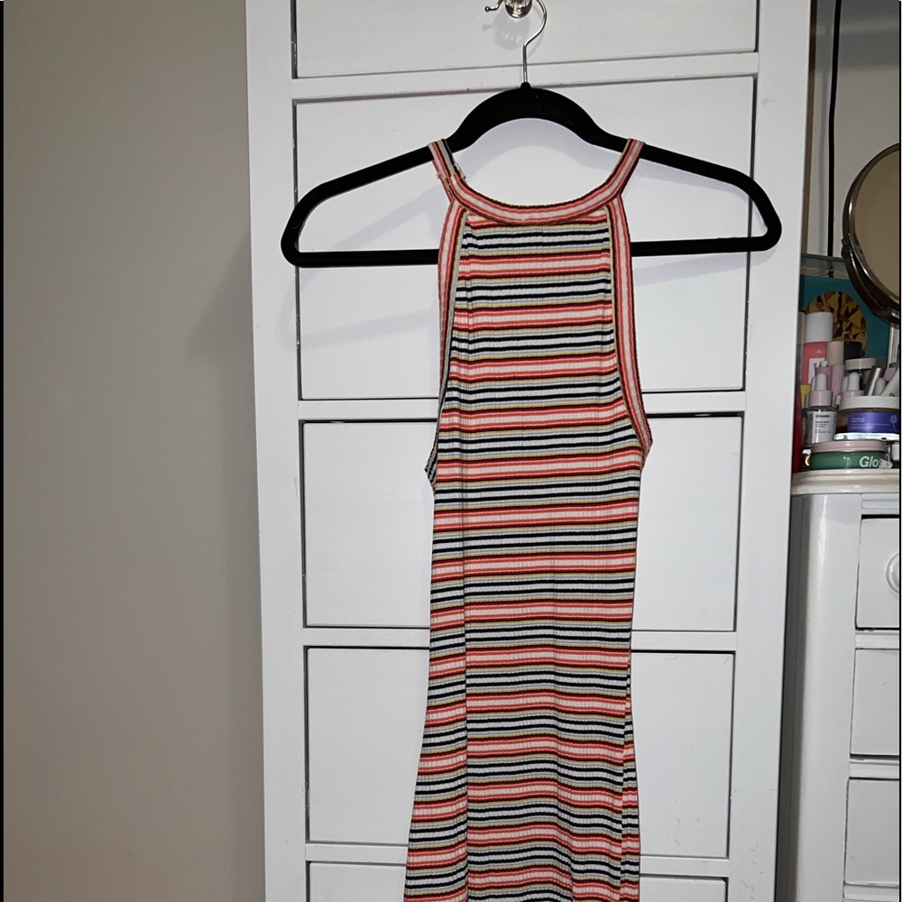 BNWT Striped MIDI Dress size M - Can be styled in so many ways. Summer Perfect!